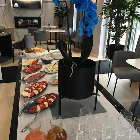 Flamingo Apart Dziwnów