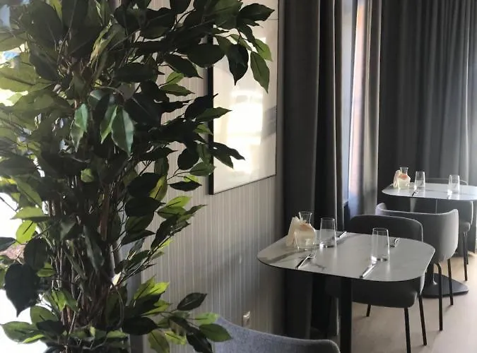 Nocleg ze śniadaniem Flamingo *