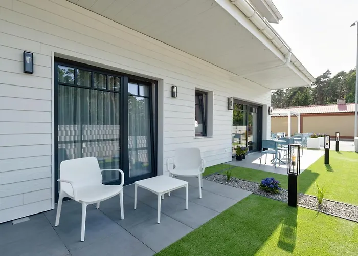 Flamingo Apart Dziwnów