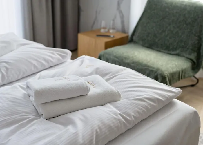 Nocleg ze śniadaniem Flamingo *