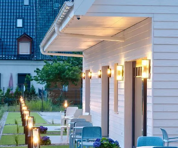 Flamingo Nocleg ze śniadaniem *